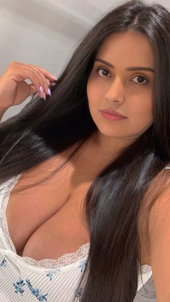 Riya Surat Call Girl Service